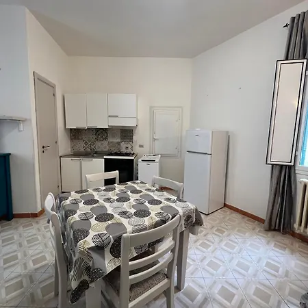 Apartment Appartamentino Nel Chiasso